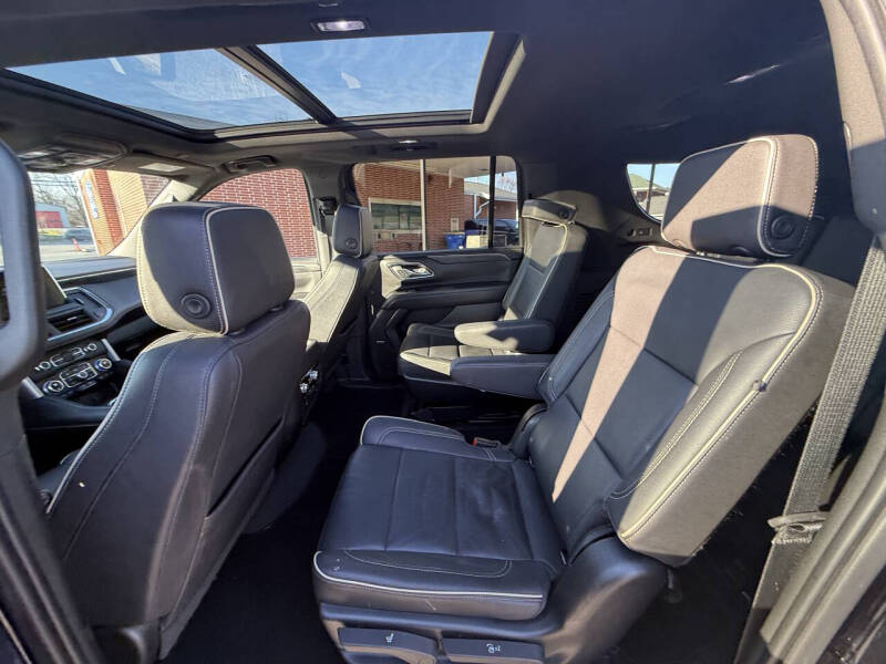 2022 GMC Yukon XL SLT