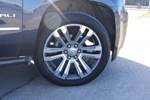 2017 GMC Yukon XL Denali