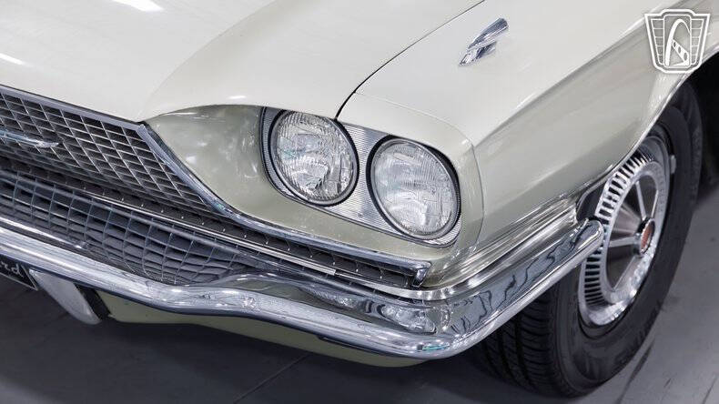 1966 Ford Thunderbird