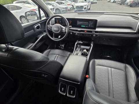 2024 Kia Sorento S
