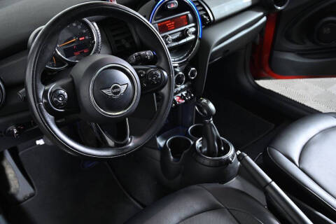 2015 MINI Hardtop 2 Door Cooper