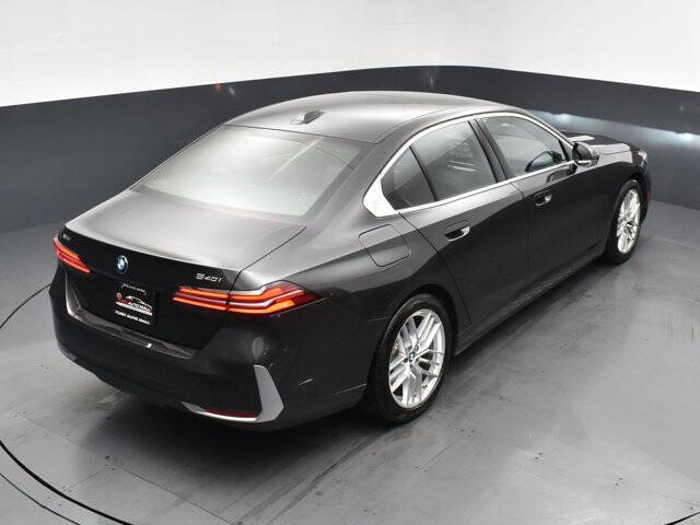 2025 BMW 5 Series 540i xDrive