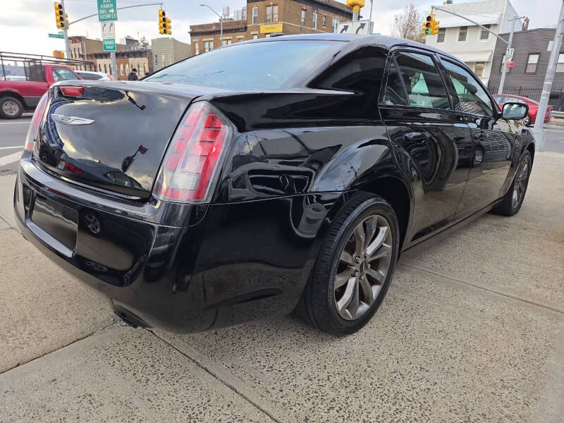 2014 Chrysler 300 S