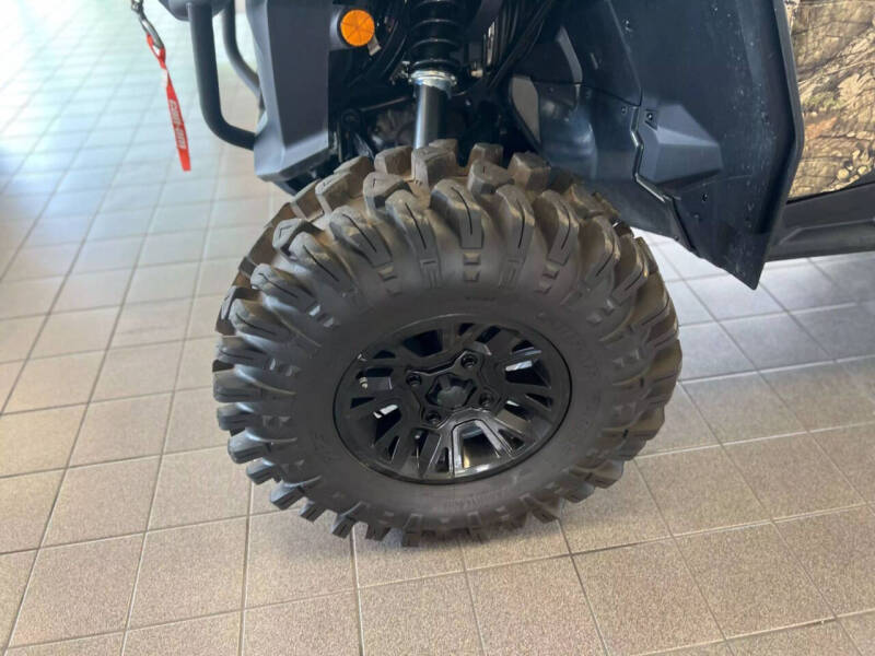 2023 Can-Am Commander