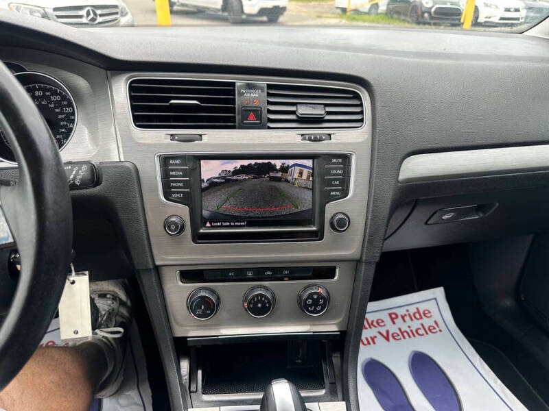 2016 Volkswagen Golf