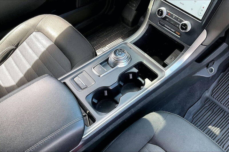 2023 Ford Edge SE