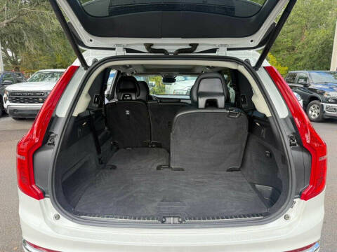 2025 Volvo XC90 B5 Core Bright Theme