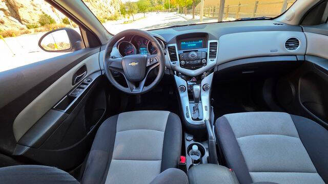 2015 Chevrolet Cruze LS Auto