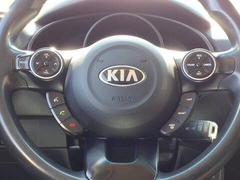 2015 Kia Soul +
