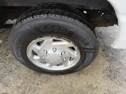 2010 Ford E-Series E-150