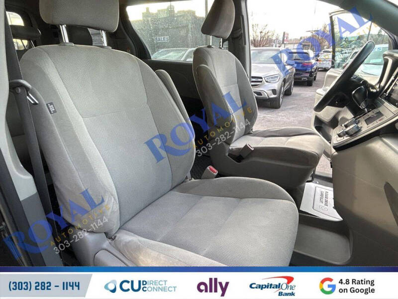 2020 Toyota Sienna L 7-Passenger