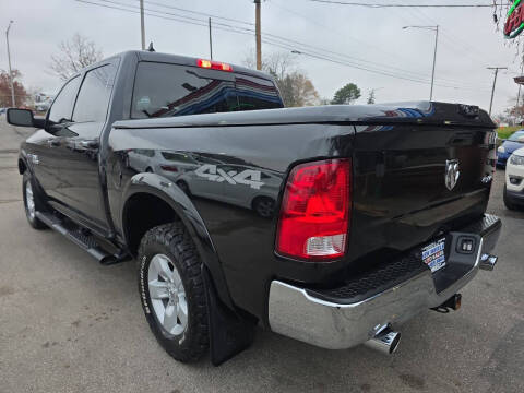 2018 RAM 1500 SLT