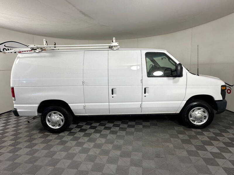 2014 Ford E-Series E-150