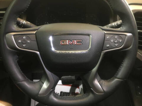 2017 GMC Acadia SLE-2