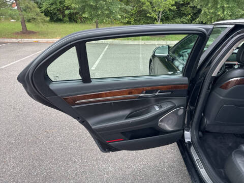 2017 Genesis G90 3.3T Premium