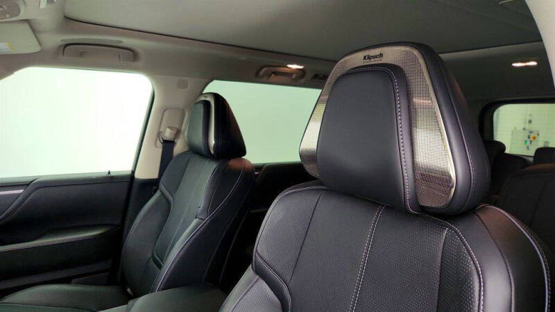 2025 Infiniti QX80 Sensory