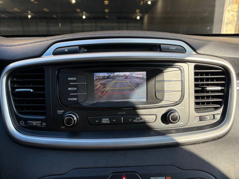 2017 Kia Sorento LX