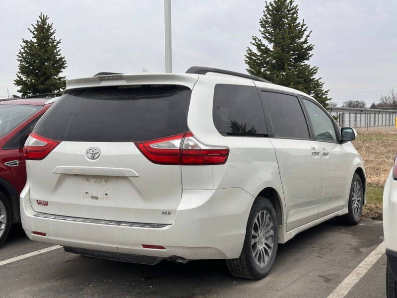 2018 Toyota Sienna