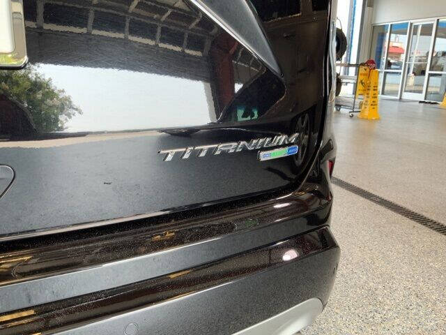 2020 Ford Edge Titanium