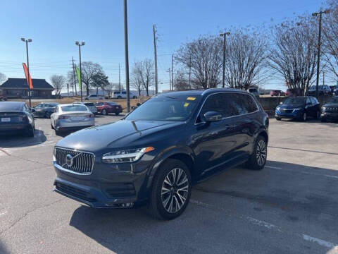 2021 Volvo XC90 T6 Momentum 7-Passenger