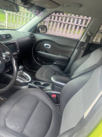 2018 Kia Soul +