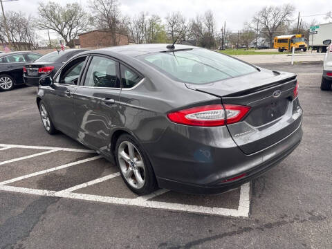 2015 Ford Fusion SE