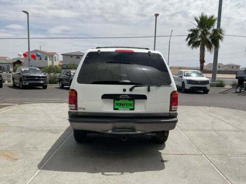 2000 Ford Explorer XLT