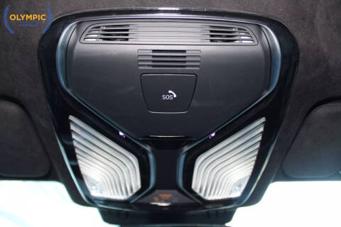 2022 BMW M8 Competition