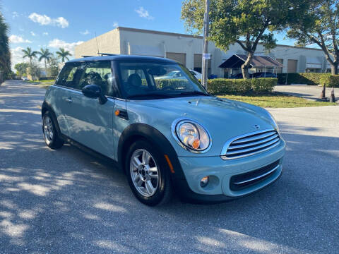 2013 MINI Hardtop for sale at Sofka Motors LLC in Pompano Beach FL