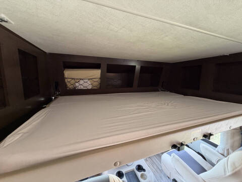 2018 Thor Motor Coach Ace 30.4