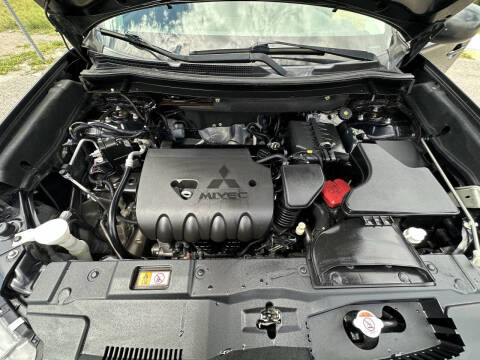 2020 Mitsubishi Outlander ES