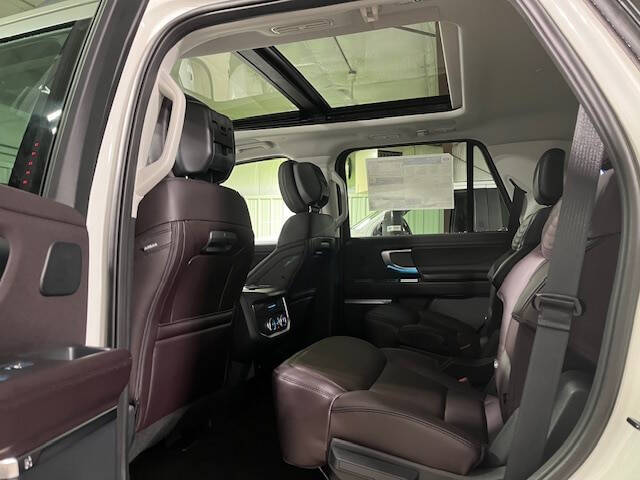 2026 Ford Expedition Platinum