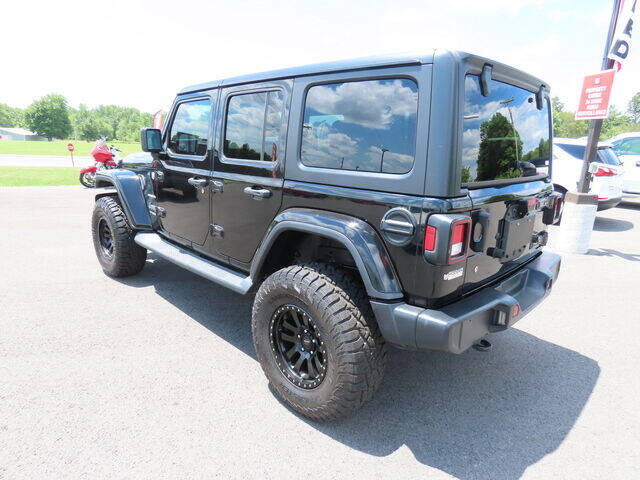 2019 Jeep Wrangler Unlimited for sale at Modern Automotive Group LLC in Lafayette, TN