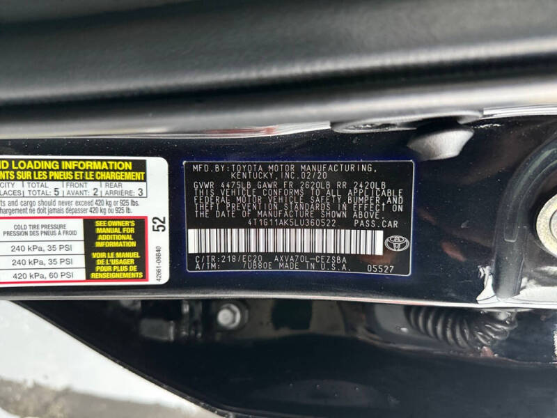 2020 Toyota Camry SE