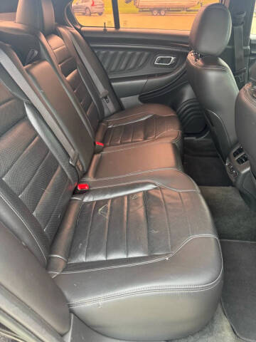 2017 Ford Taurus SHO