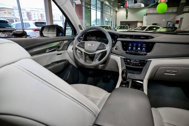 2023 Cadillac XT5 Premium Luxury