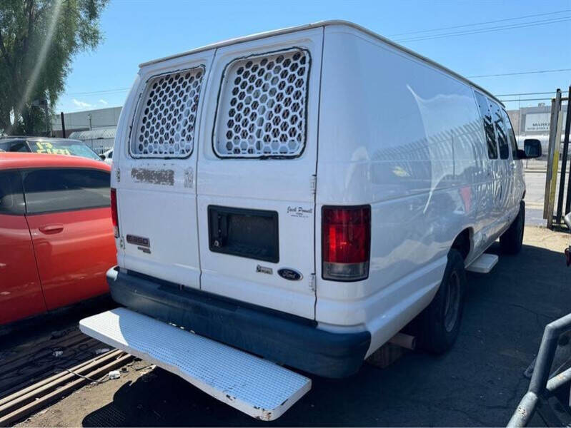 2012 Ford E-Series E-350 SD