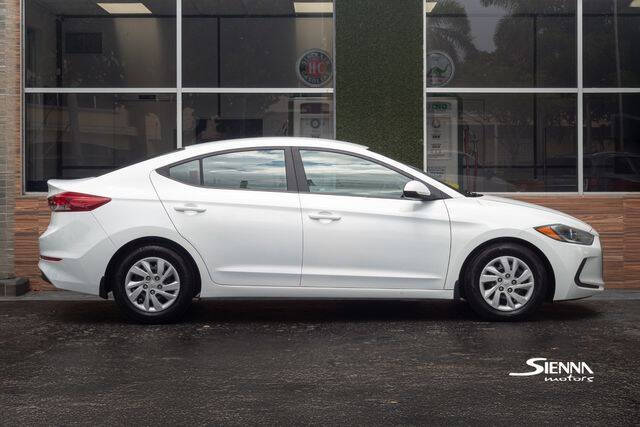 2018 Hyundai Elantra