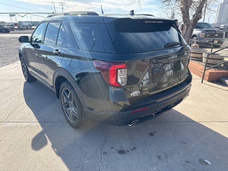 2024 Ford Explorer ST-Line