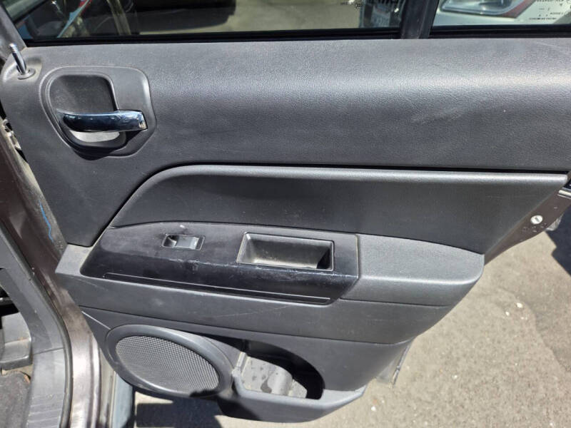 2014 Jeep Compass Sport