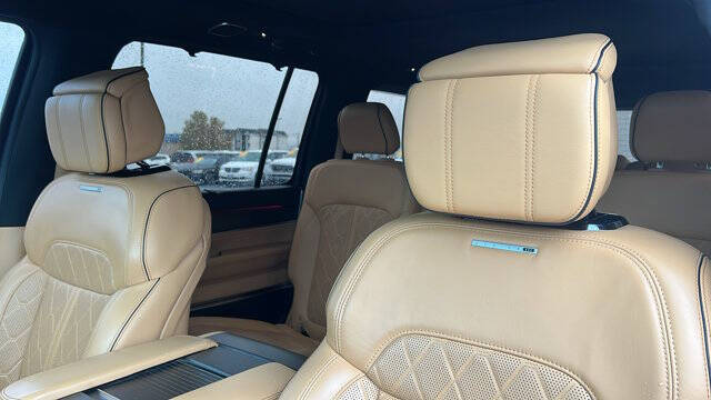 2023 Jeep Grand Wagoneer Series III Obsidian