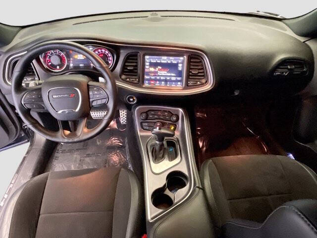 2018 Dodge Challenger 392 HEMI Scat Pack Shaker