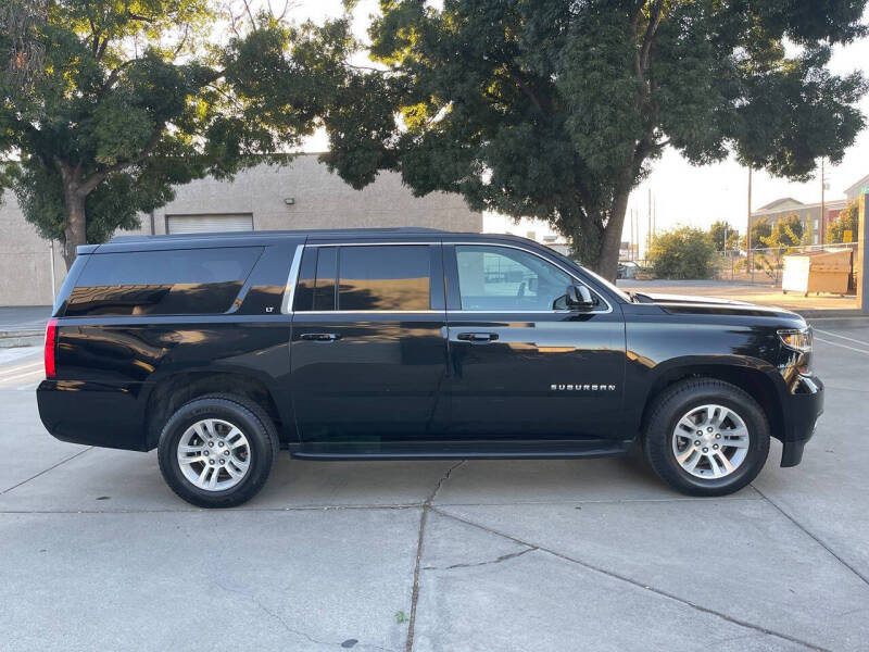 2018 Chevrolet Suburban LT