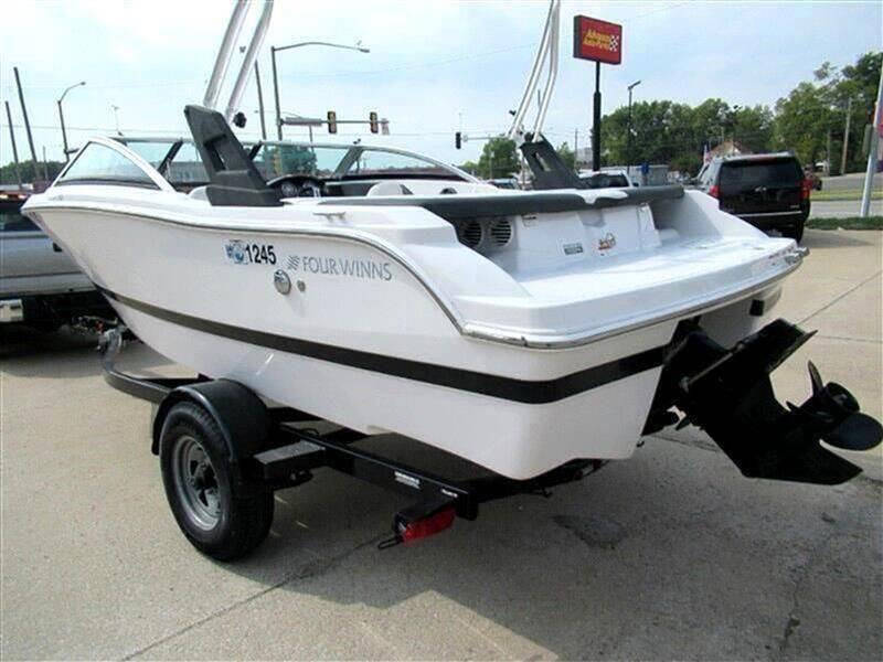 2016 Four Winns 190 Horizon