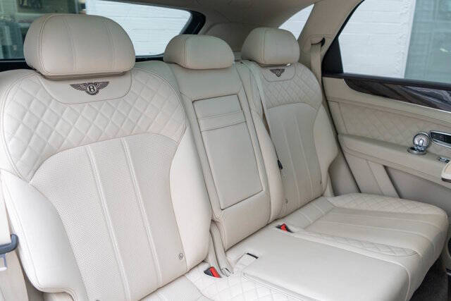 2017 Bentley Bentayga 40