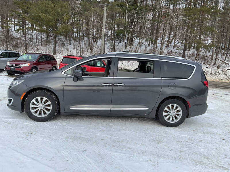 2018 Chrysler Pacifica Touring L