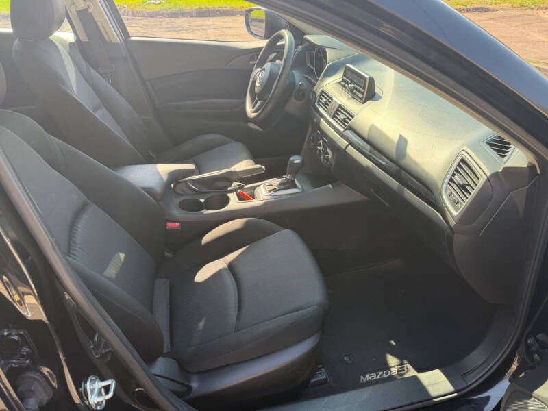 2015 Mazda MAZDA3 i SV