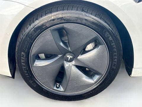 2020 Tesla Model 3 Standard Range Plus