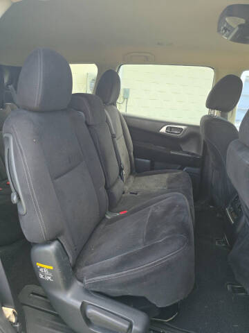 2013 Nissan Pathfinder SV