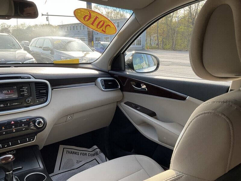 2016 Kia Sorento LX